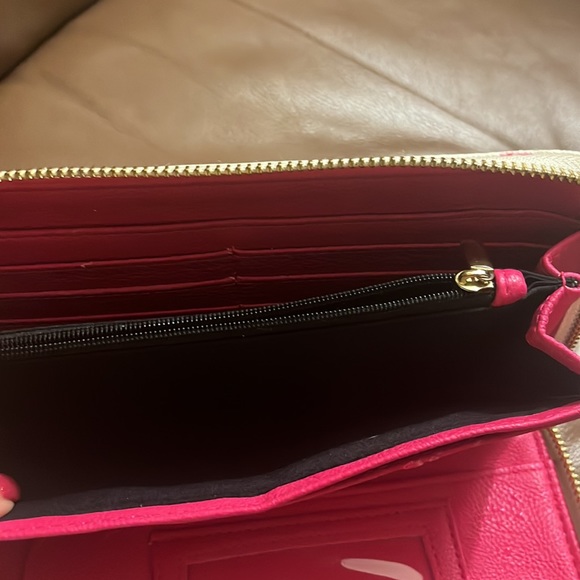 BETSEY JOHNSON rose print clutch wallet - Picture 4 of 9